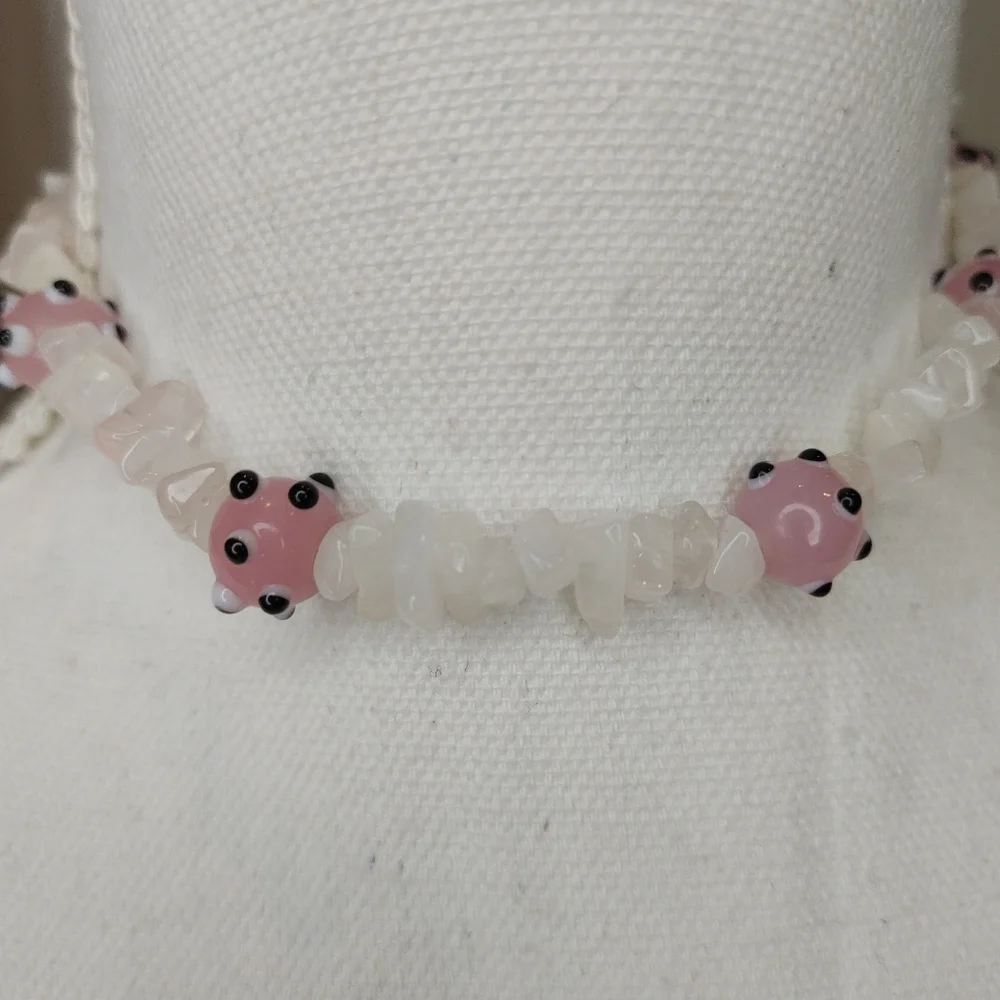 KIDS HANDMADE GLASS CHIP BEAD NECKLACE 14